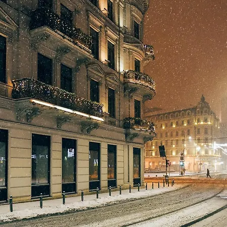 Victory Studio In Old Town * Bucarest